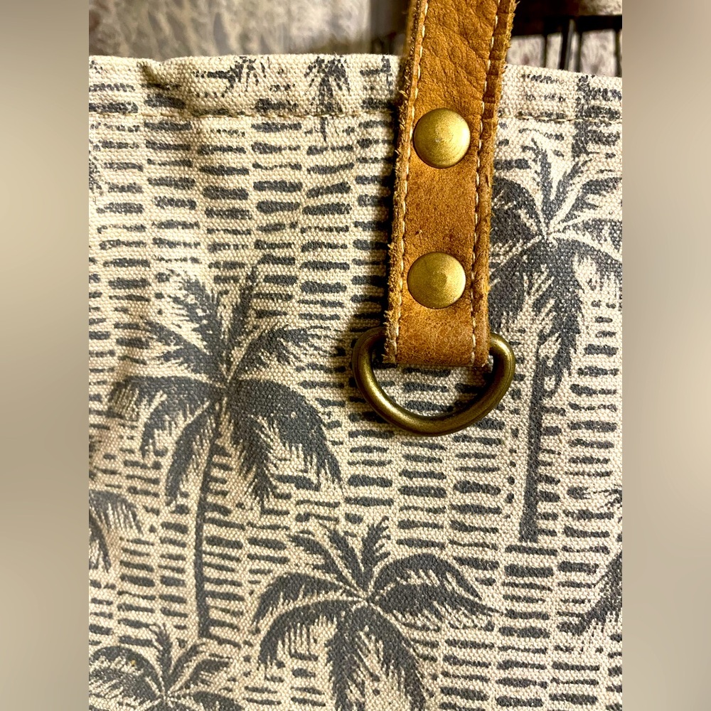 Myra Bag Beach Palm Upcycled Canvas Cowhide Leather Natural Colors Tote - Picture 2 of 8
